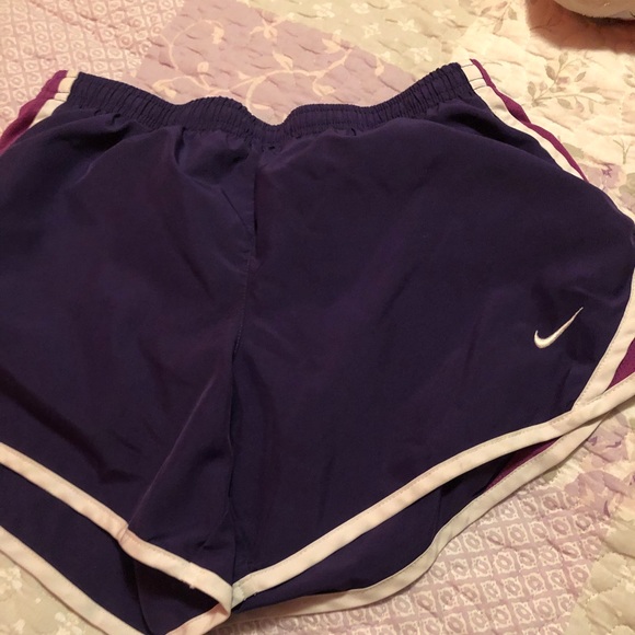 Nike shorts - Picture 1 of 2